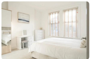 Lovely, Modern Garden Flat in Bournemouth - Ground Floor